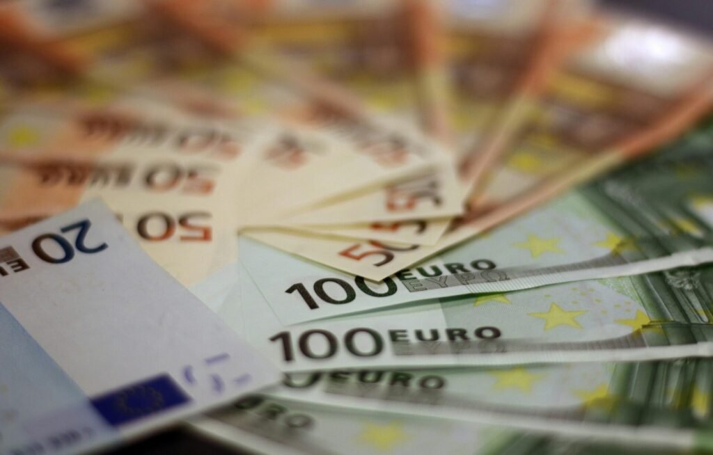 Fiscalité PER 2025 - Billets euros solution épargne